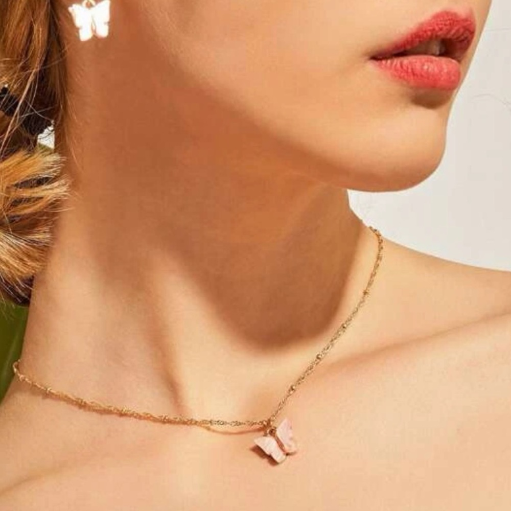 Pink Butterfly Gold Charm Necklace OS New - Picture 3 of 7